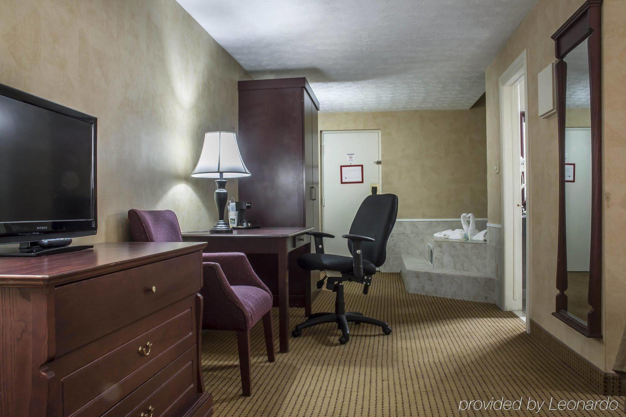 Quality Inn & Suites Niagara Falls Eksteriør bilde